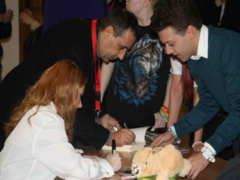 Signing session all' Auditorium di Roma con Lena Katina